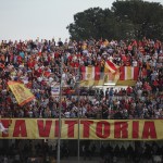 Benevento, la Curva Sud: “La tragedia dell’alluvione: nella pioggia, un raggio di sole. Grazie alla curve di….”