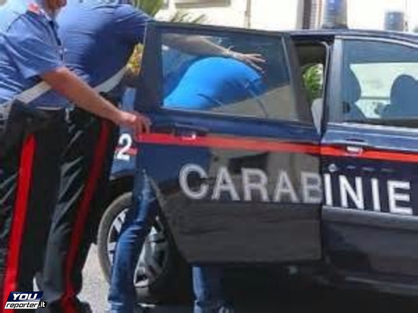 Avellino| Trascina nei bagni della stazione un 13enne, arrestato pedofilo