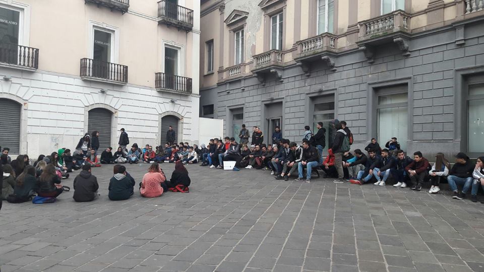 Benevento| Alternanza scuola – lavoro, il Cas scende nelle piazze