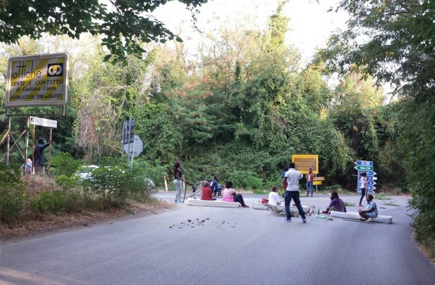 Castelvenere| Protesta immigrati, il Sindaco: “presto i documenti”