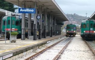 Avellino| Collegamenti ferroviari e Alta Velocità: a Palazzo di Città Nargi incontra i sindaci di Solofra, Montoro, Serino e San Michele