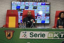 Benevento, Bucchi: “Oggi contava solo il risultato, non si vince solo 7-0”