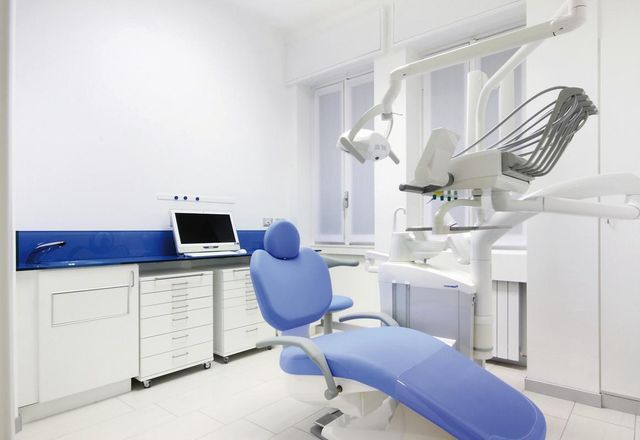 Studi dentistici nel mirino dei Nas, sequestri a Prata Principato Ultra e Cervinara