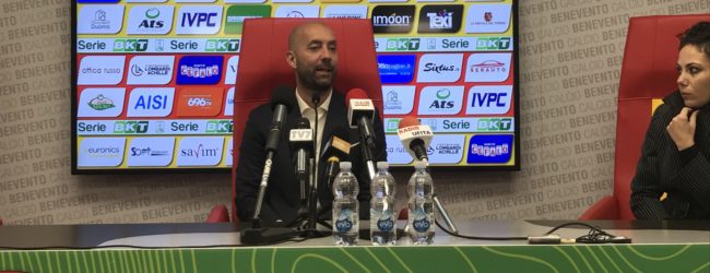 Benevento, Bucchi: “Siamo tutti responsabili. Una partita non può cancellare un anno di lavoro”