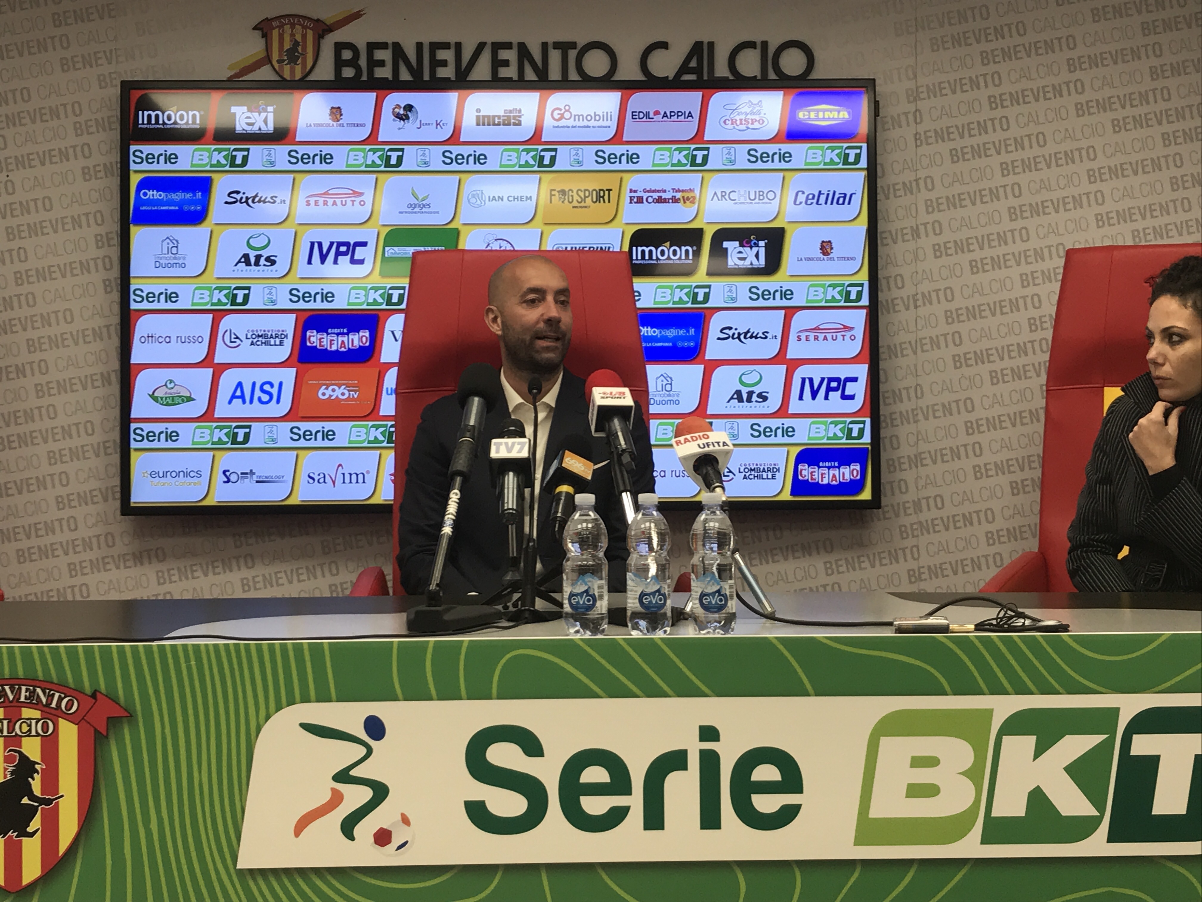 Benevento, Bucchi: “Siamo tutti responsabili. Una partita non può cancellare un anno di lavoro”