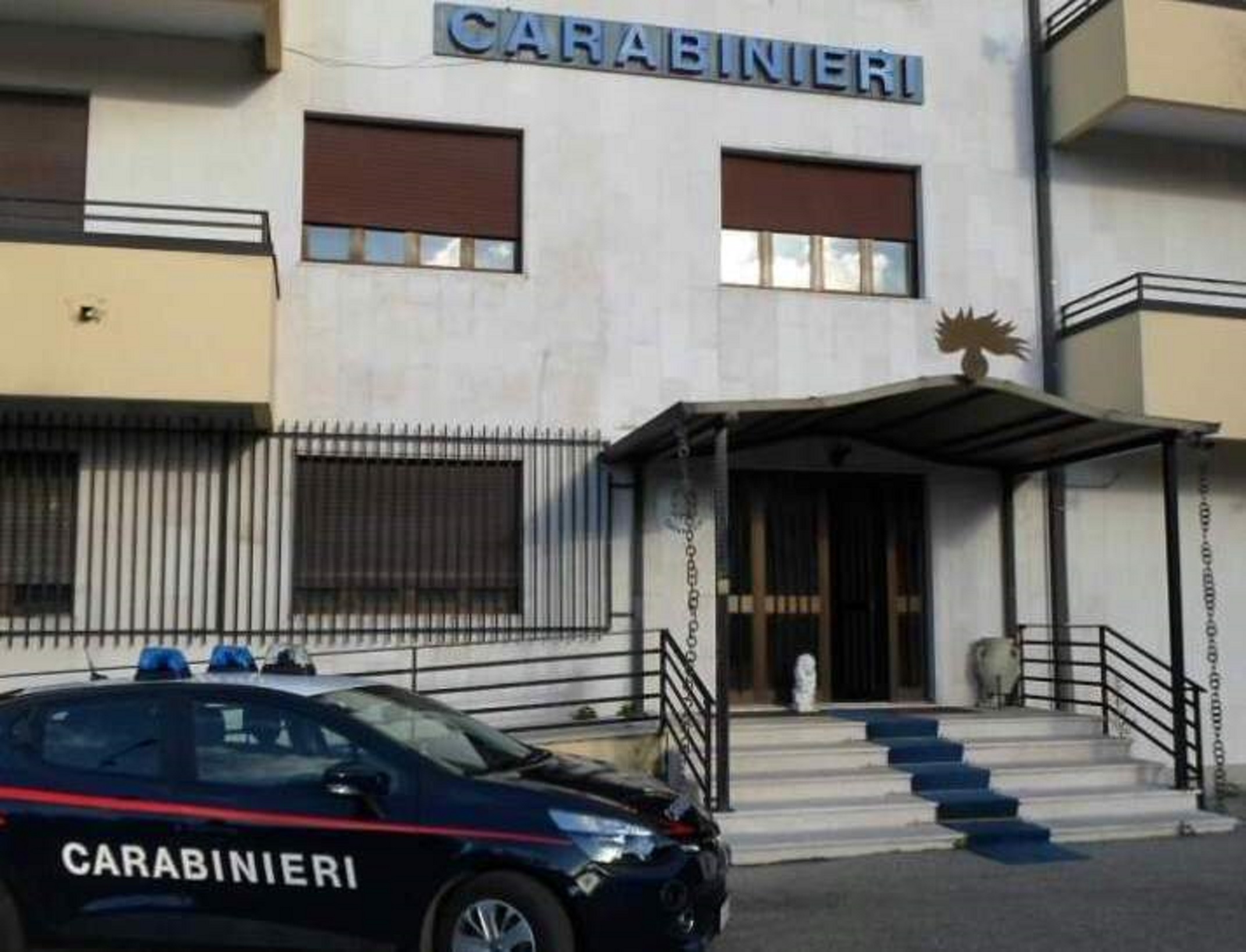 San Martino V. C.| Maltrattamenti, minacce e rapina nei confronti della madre: allontanato