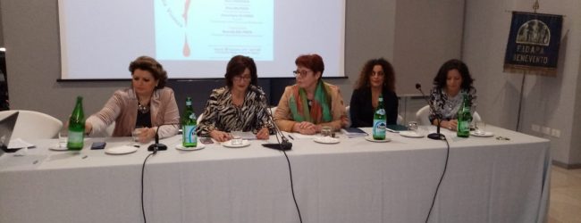 “Educare alla libertà”, messaggi chiave contro la violenza sulle donne