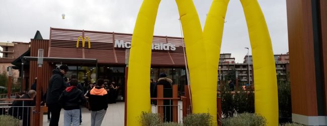 Benevento| Vicenda Mc Donald’s, Picucci contro Moretti: post su Facebook offende i cittadini