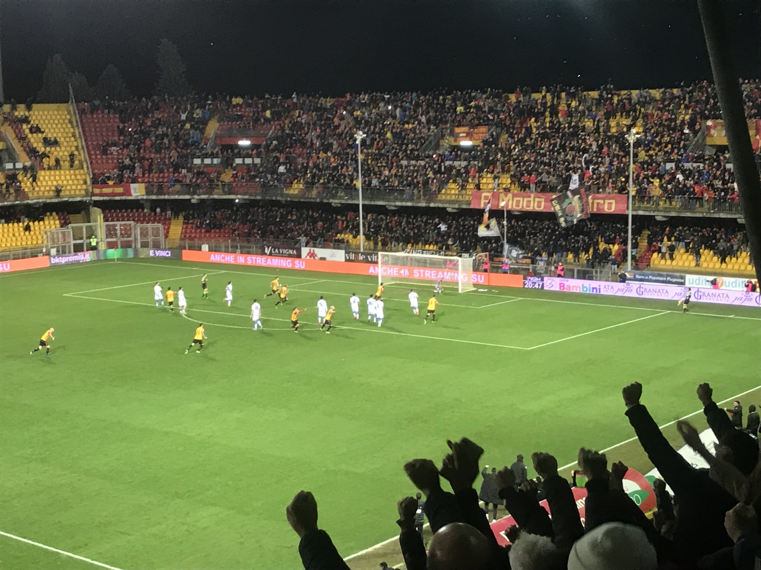 Benevento-Frosinone: 1-0. Viola firma il big-match