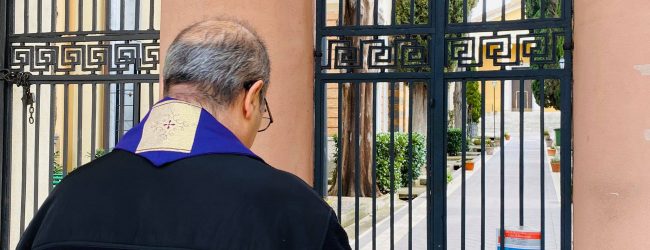 “Venerdi della Misericordia”, Accrocca in visita al Cimitero