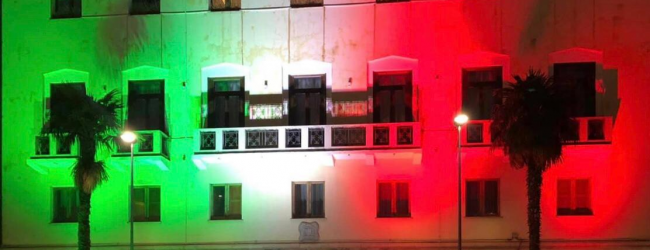 Emergenza, covid-19: Vescovado e Torre Angioina diventano un Tricolore di speranza