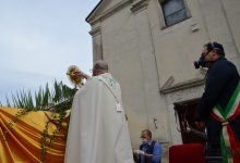 Calvi| Festa della Divina Misericordia, sindaco e Parroco uniti per le strade del paese