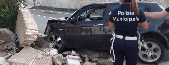 Benevento| Auto contro muretto, ferito 35enne [VIDEO]