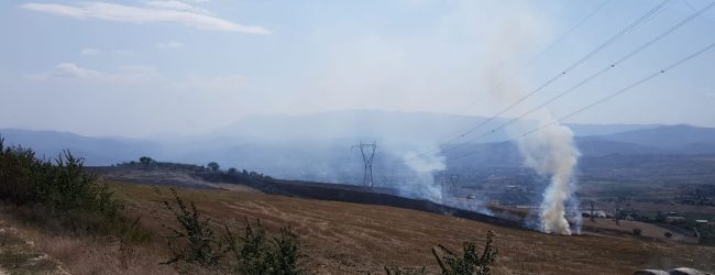 Benevento| Fiamme in contrada La Francesca, intervento dei Vigili del Fuoco/FOTO