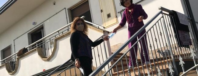 Benevento| Pantano:’La voce delle donne’ consegna mascherine ai residenti della contrada