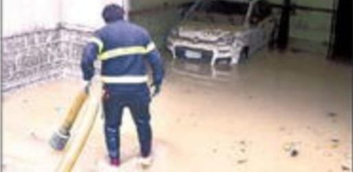 Vigili del Fuoco in soccorso alla popolazione di Crotone