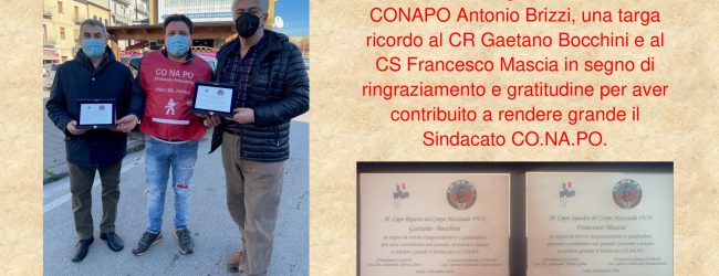 Benevento| Conapo consegna una targa ricordo al personale in pensione