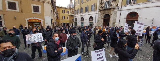 Roma| ‘Fermi Noi Fermi tutti’, anche MIO Benevento scende in piazza. Rosaria a Labtv: vogliamo che il Governo ci aiuti a sostenere i costi