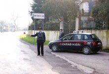 Durazzano| Dapprima litiga con un extracomunitario, poi con un’auto rubata lo investe mentre rincasava con la propria bici. Arrestato dopo poche ore