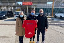 Benevento| Una maglietta giallorossa in ricordo di Antonio