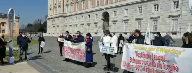 Wedding, nuova protesta in piazza