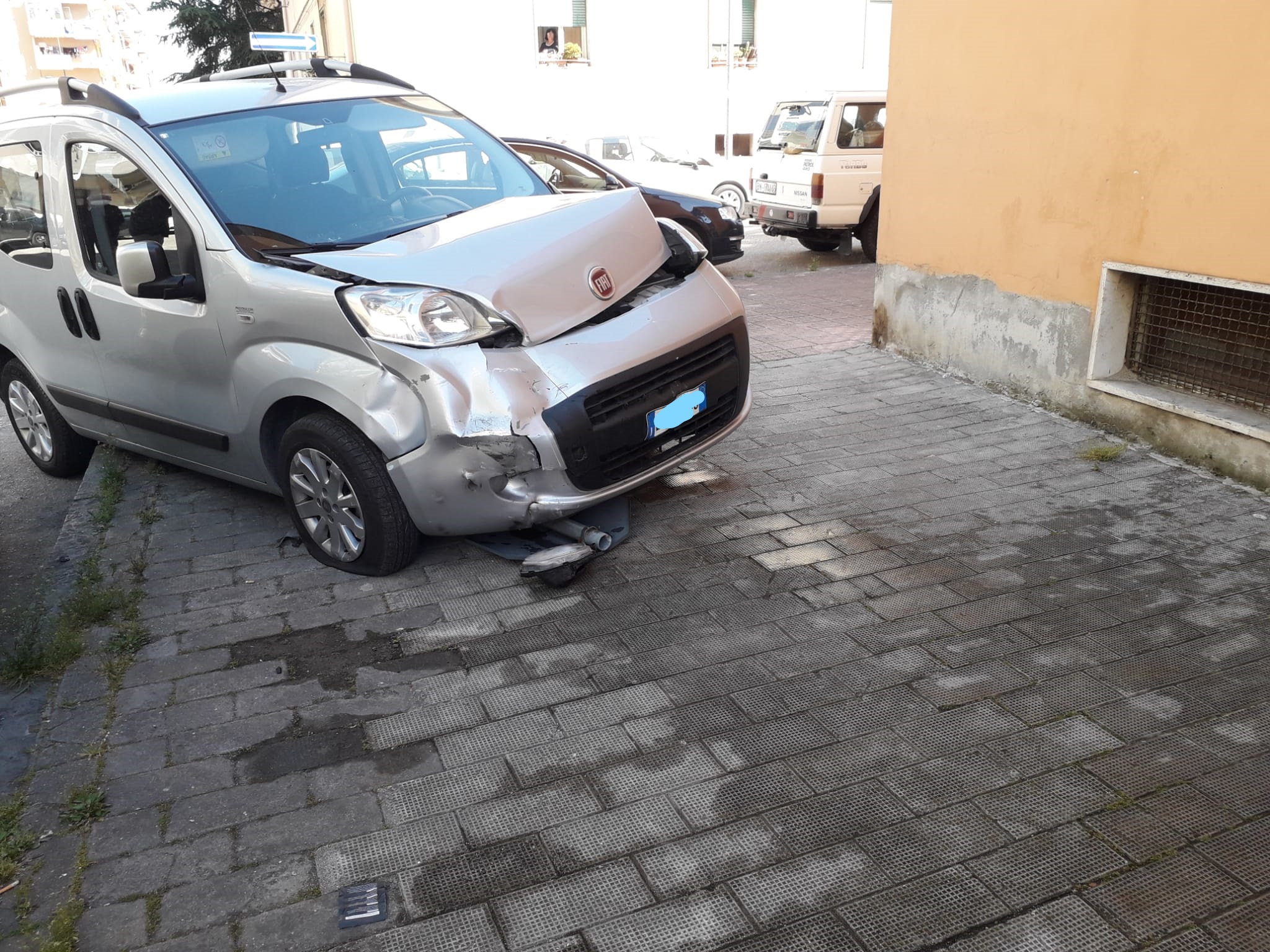 Incidente stradale in via Veneto, ferita una donna di 40 anni