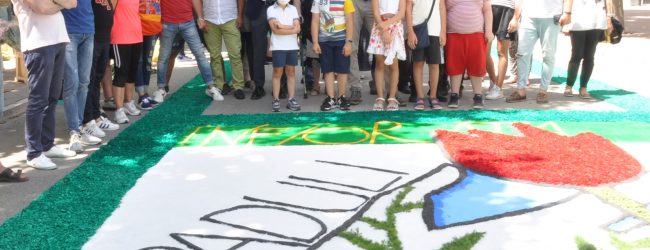 L’Infiorata di Paduli nel segno della solidarieta’ sociale e del gemellaggio con San Valentino Torio