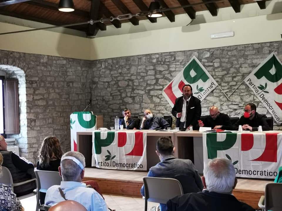 Assemblea del PD, Cacciano alla minoranza: ingenerose le richieste di dimissioni per Valentino congresso