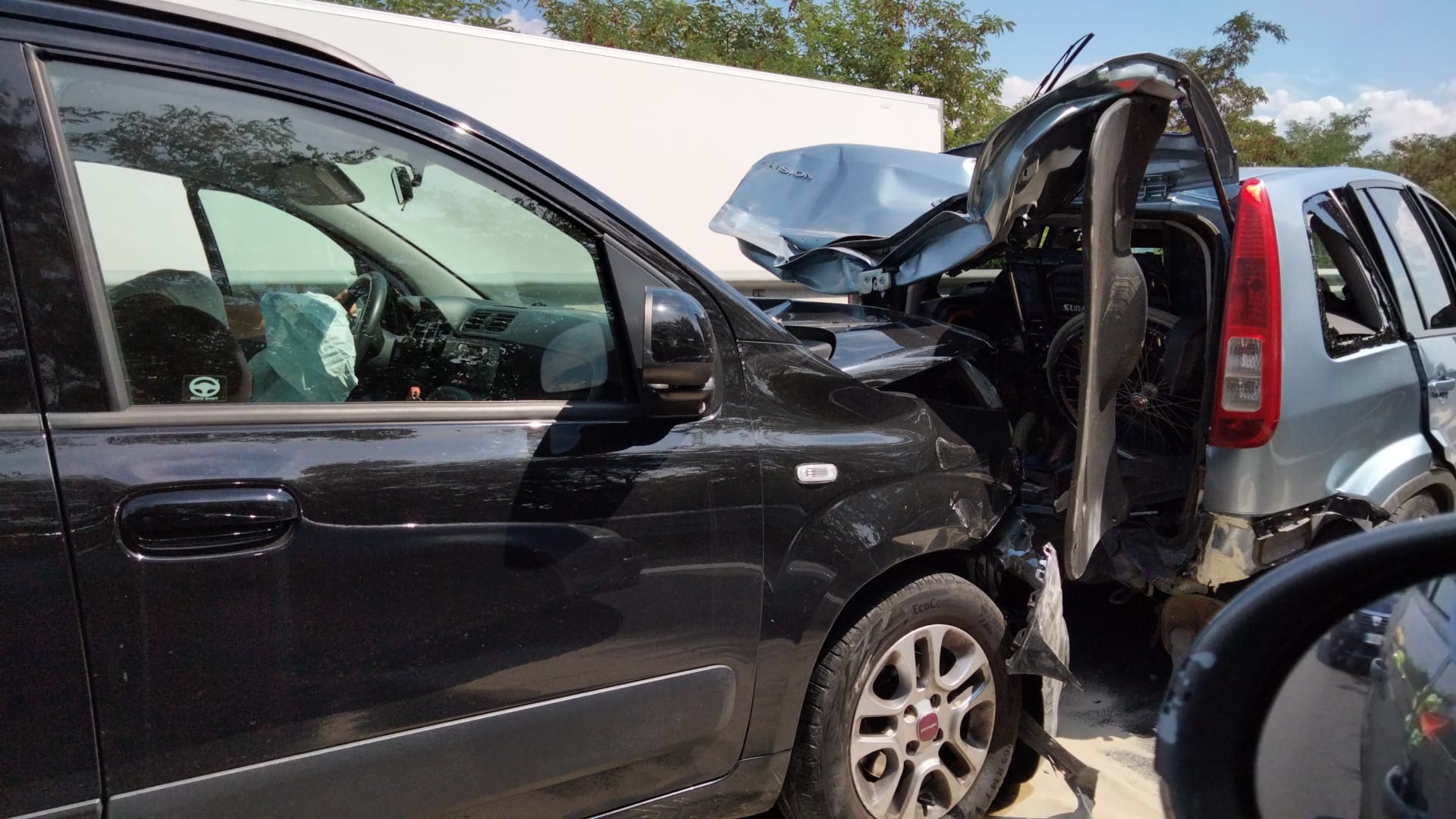 Incidente sul raccordo BN-San Giorgio del Sannio, lunga fila di auto