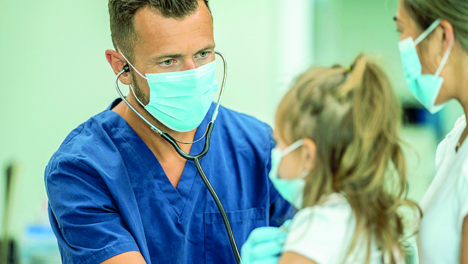 Long covid, Sip: il 17% dei bambini e adolescenti manifesta sintomi. A tre mesi da virus congestione nasale, mal di testa, affaticamento e insonnia