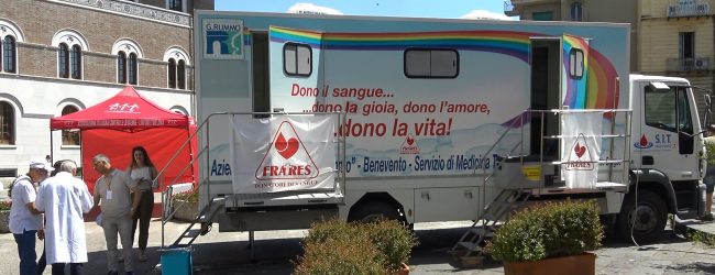 Avellino| DonatoriNati all’istituto “De Luca” per sensibilizzare gli studenti alla donazione del sangue