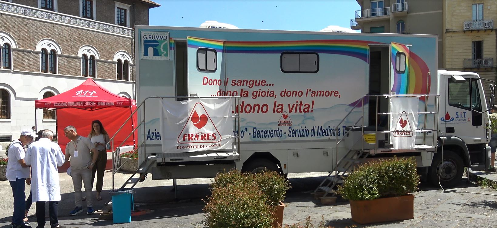 Avellino| DonatoriNati all’istituto “De Luca” per sensibilizzare gli studenti alla donazione del sangue