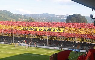 Benevento Calcio, dalla fondazione ai trionfi.  Tra passione e resilienza, alla conquista della propria identità