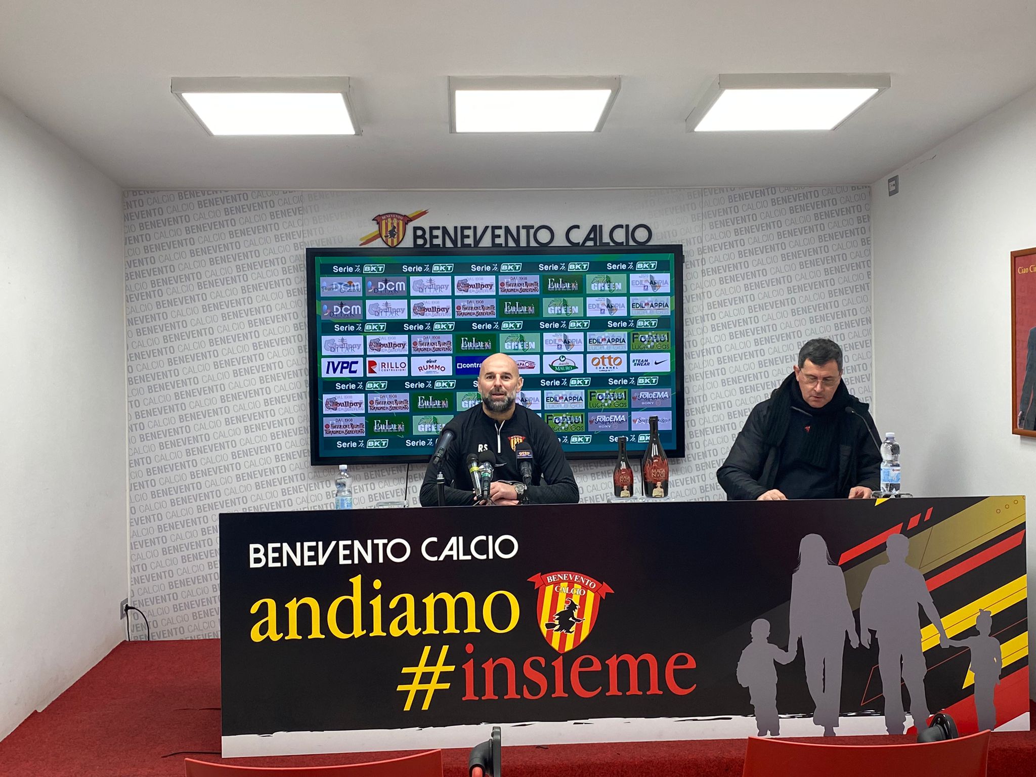 Benevento, Stellone: “Prima diventiamo squadra e prima faremo punti. Domani è importante vincere”