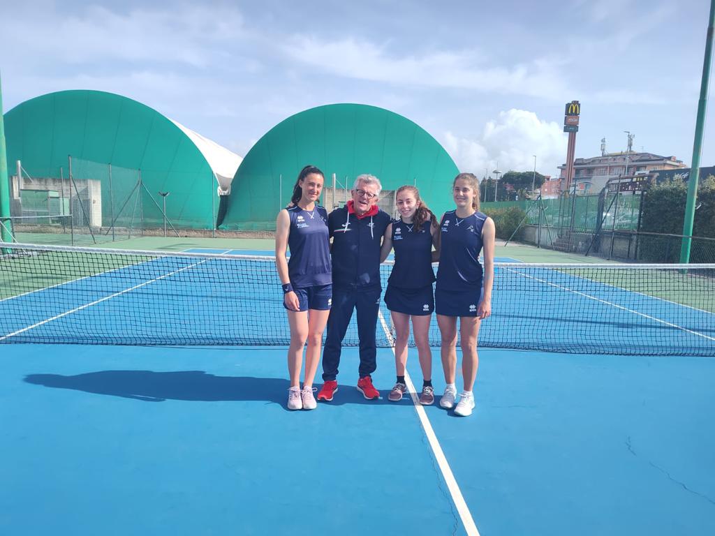 Il T.C. 2002 conquista la finale tennistica regionale femminile di Serie C