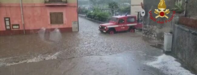 Bomba d’acqua su Forino, Contrada e Montoro: strade allagate, proteste dei cittadini