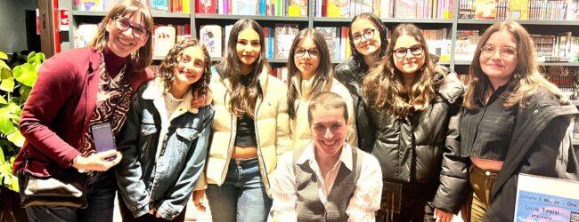 Successo alla libreria Ubik per la presentazione del libro di Licia Troisi “La luce delle stelle”