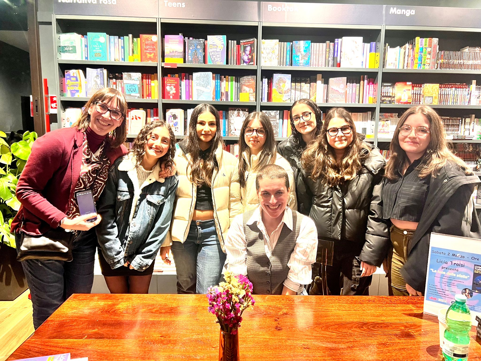 Successo alla libreria Ubik per la presentazione del libro di Licia Troisi “La luce delle stelle”