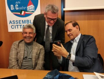 Provincia, Mastella apre ad una possibile crisi. Lombardi: “io eletto dal 75% degli amministratori”