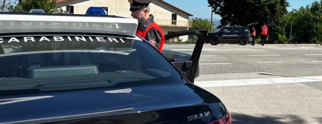 Venticano: al controllo dei Carabinieri fornisce le generalità del fratello gemello: arrestato un 36enne