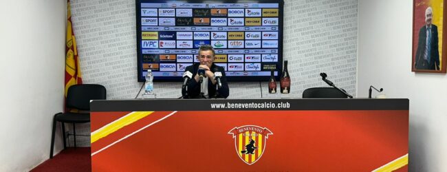 Benevento, Auteri: “Domani sarà un’altra partita, non pensiamo ai due risultati a disposizione. Ingiusta una squalifica così per Pinato”