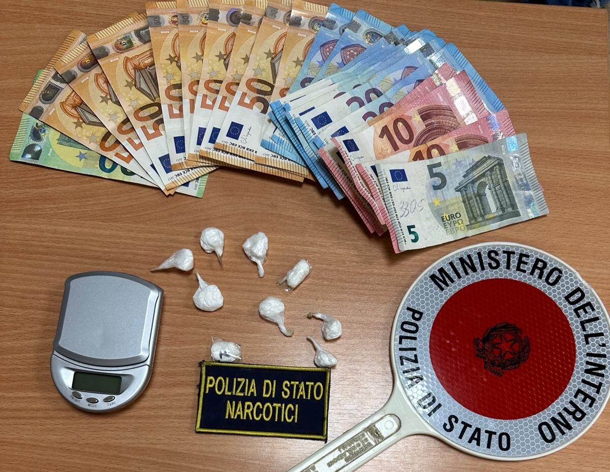 Benevento, detenzione di cocaina ai fini di spaccio: arrestata in flagranza 25enne