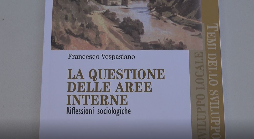 Aree interne, Vespasiano presenta il suo libro