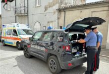 Lacedonia| Ferisce un operatore del 118 e si barrica in casa, disarmato dai carabinieri