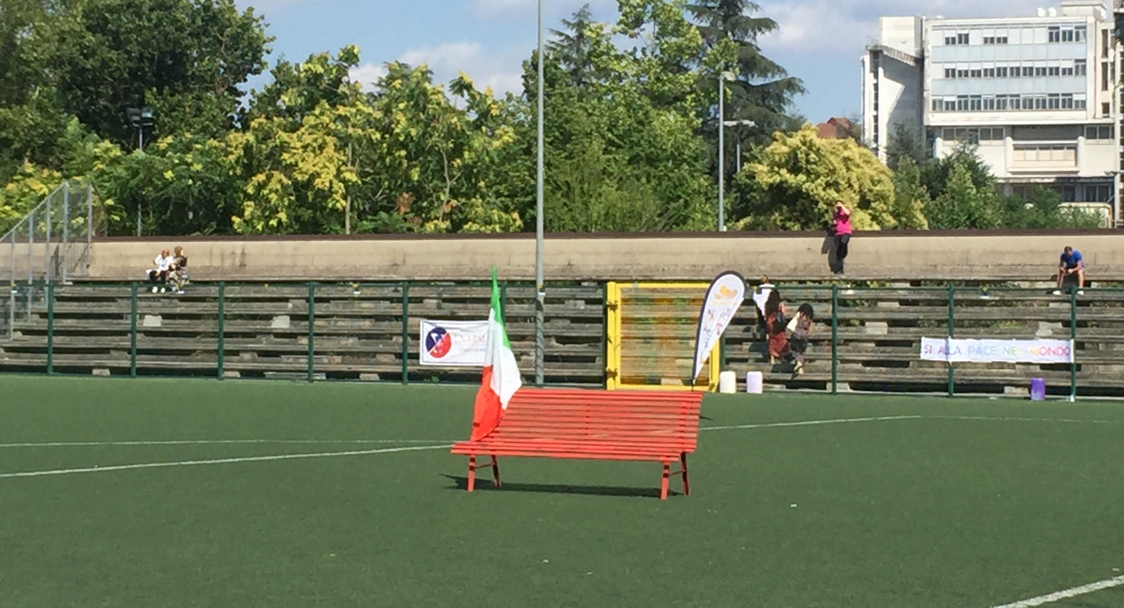 “Un calcio alla violenza” in ricordo di Giulia Tramontano, la partita tra Asl e Procura di Benevento