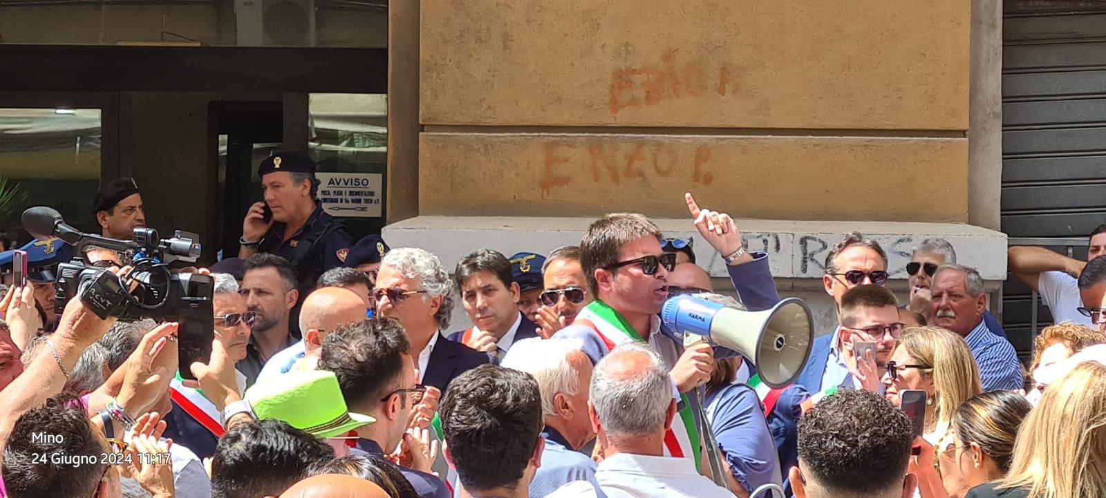 Pronto Soccorso Sant’Agata de’ Goti, Rubano da Napoli: “la lotta continua”