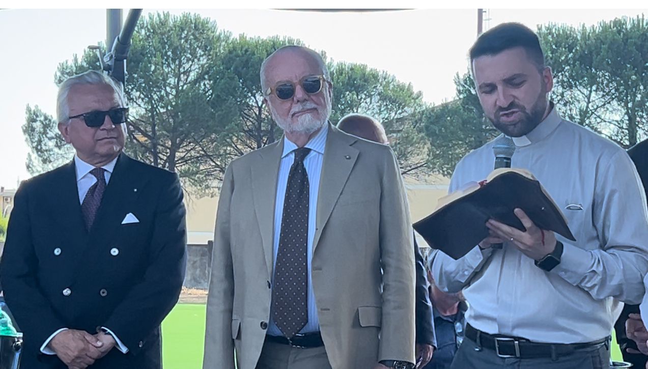 De Laurentiis inaugura il nuovo stadio comunale di Telese Terme. Il patron del Napoli: “Grande attenzione al settore giovanile”
