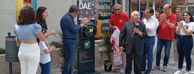 Dugenta, installato il defibrillatore automatico