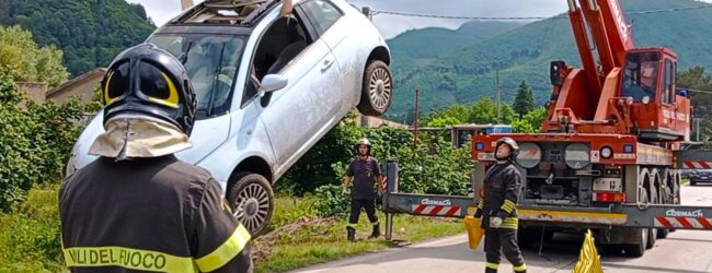 Forino| Incidente stradale, ragazza si ribalta con l’auto: ora è all’ospedale Moscati