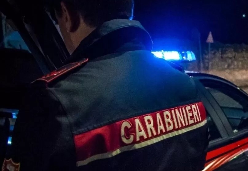 Taurasi: tenta di violentare la ex moglie arrampicandosi dal balcone: arrestato 50enne